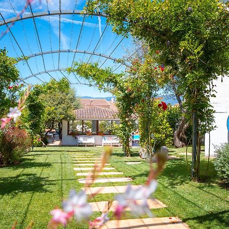 Hotel Ristorante S'Astore Benetutti Bagian luar foto